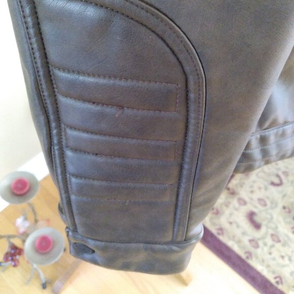 Point Zero Collection, Leather Jacket, Made in Canada, Size - M - Picture 3 of 5